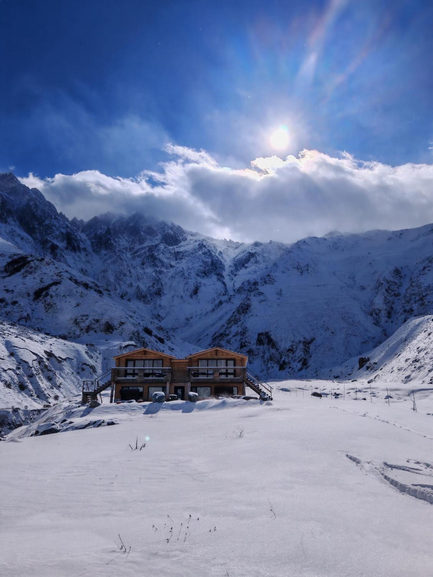 Alone Cottage Kazbegi Szoba fotó